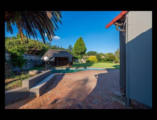 3 BEDROOM DETACHED FOR SALE IN BRACKENHURST